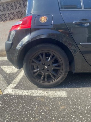 Llantas Renault Negras