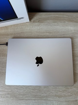 MacBook Pro M1 Pro 16GB/512GB Plata