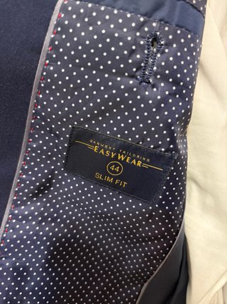 Traje azul marino Easy Wear Slim Fit talla 44/36