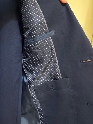 Traje azul marino Easy Wear Slim Fit talla 44/36