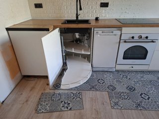 Mueble de cocina madera y blanco