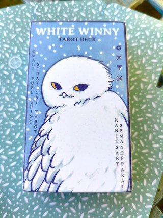 White Winny Tarot, Tarot de Cheluzas Buhós Blancos