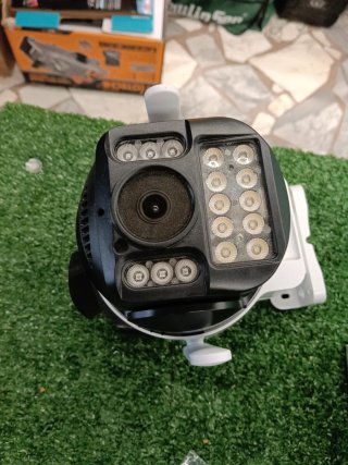 Telecamera AOV 4G Pannello Solare Esterna
