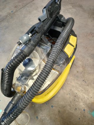 Karcher Puzzi 8/1C
