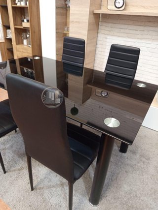 Mesa de cristal templado