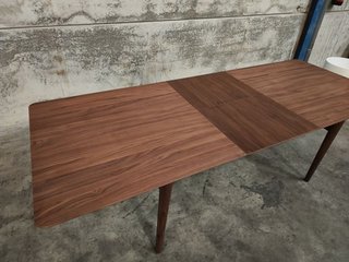 Mesa extensible Elan chapa y madera maciza de nogal 200 (260) x 100 cm FSC Mix Credit