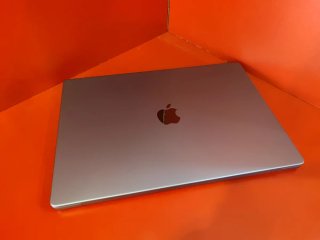 MacBook Pro 16 M1 Pro