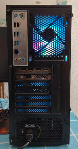 Ordenador Gaming AMD RX 580 32GB RAM PC-216