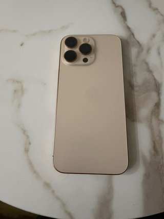 iPhone 16 Pro Max 256GB Dorado