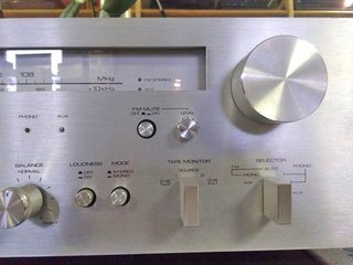 Amplificador(Receptor)Akai AA 1050 PERFECTO ESTADO