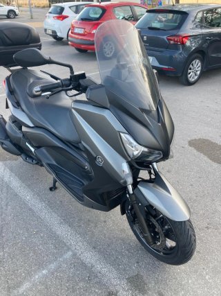 Yamaha X Max 400 - Maxi Scooter