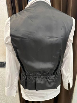 Gilet uomo fantasia con foulard blu
