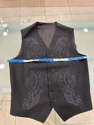 Gilet uomo fantasia con foulard blu