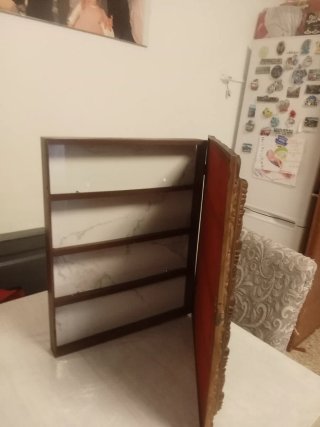 Quadro portaoggetti floreale con cornice dorata