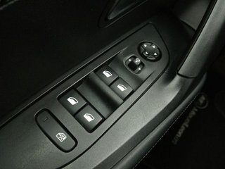 Peugeot 2008 Allure Puretech 100 S&S 6 Vel. MAN