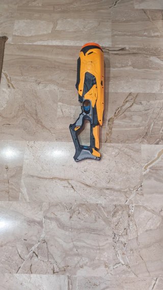 Pistola Nerf Juguete Naranja y Negra
