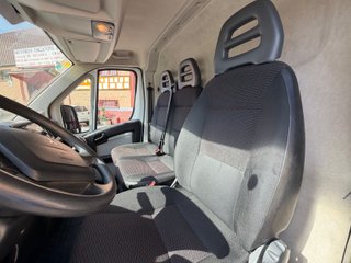 Citroën Jumper Citroën Jumper BlueHDi 88KW (120CV) Furgón 30L1H1