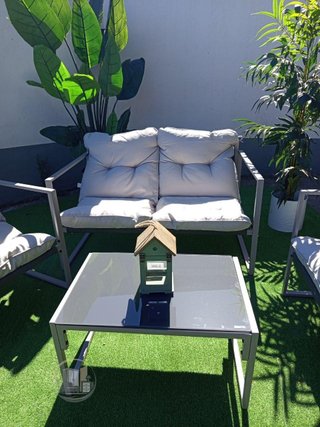 ¡CHOLLO TERRAZA! Conjunto (Sofá + Mesa + 2 Sillas)