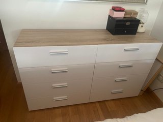 Cajonera blanca y madera
