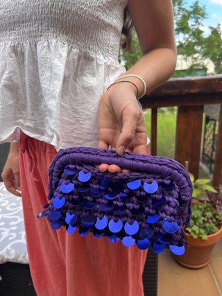 Bolso de mano con lentejuelas hecho a mano