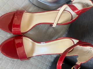 Zapatos de tacón rojos Catwalk