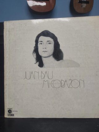 Vinilos de colección: Serrat, Pavarotti, Lolas