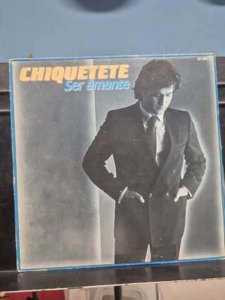 Vinilos de colección: Serrat, Pavarotti, Lolas