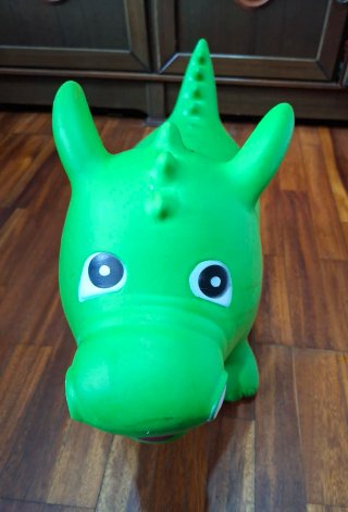 Caballo Hinchable Verde para Niños