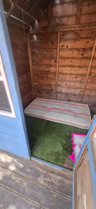 Casita de madera para restaurar Urge venta