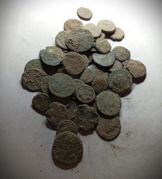 Lote 50 monedas romanas para limpiar