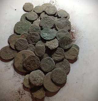 Lote 50 monedas romanas para limpiar