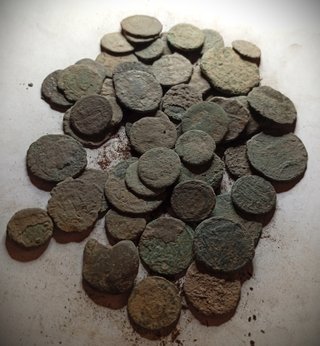 Lote 50 monedas romanas para limpiar