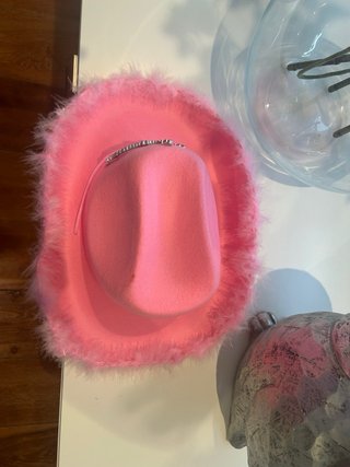 Sombrero rosa estilo cowgirl/princesa con tiara