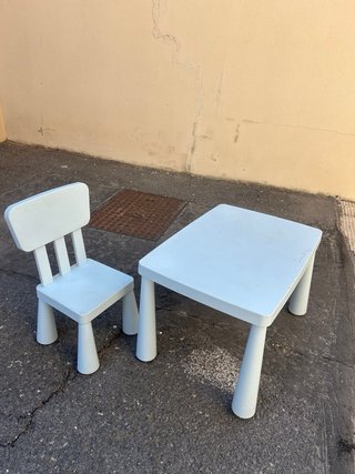 Mesa y 4 Sillas Infantil Plástico Azul