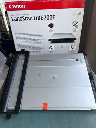 Canon CanoScan LiDE 700F Scanner Colore Metallico
