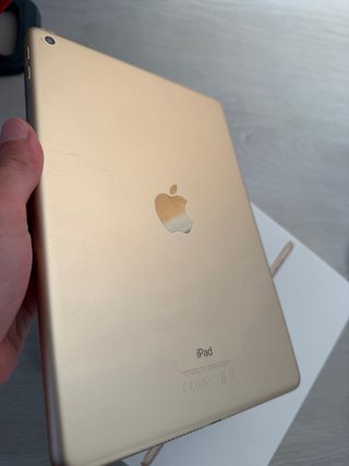 iPad Wifi 32GB Oro