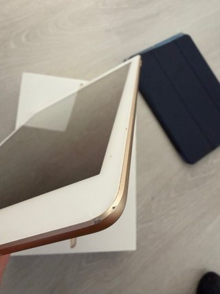 iPad Wifi 32GB Oro