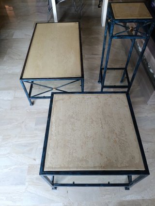 Mesa de forja y mármol beige