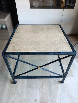 Mesa de forja y mármol beige
