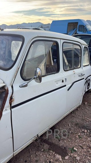 PUERTA TRASERA IZQUIERDA Renault R 4 (1961->)