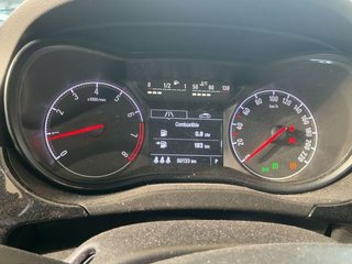 Opel Corsa 5p Selective 1.4 66 kW