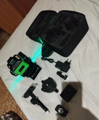 Nivel Láser 3D 12 Líneas