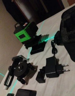 Nivel Láser 3D 12 Líneas