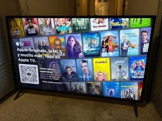 Lg 43" 4k UHD Smart TV Como Nueva Mando original
