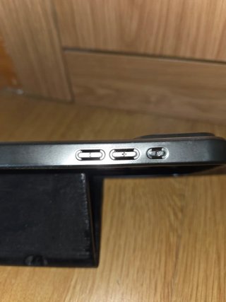 Funda iPhone 17 Negra Carbono