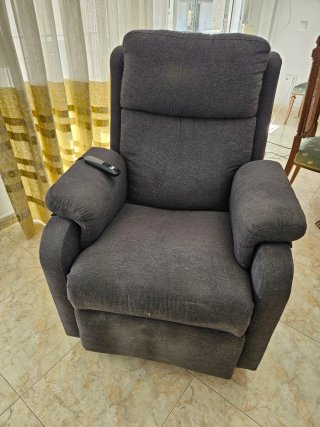 Sofá Eléctrico Reclinable hacia delante y detrás.