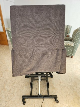 Sofá Eléctrico Reclinable hacia delante y detrás.