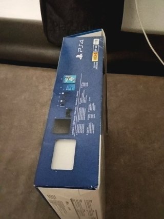 Caja PS4 FIFA 19 Edición Especial 1TB HDR