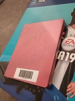 Caja PS4 FIFA 19 Edición Especial 1TB HDR