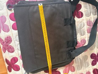 Funda portátil Santillana negra y azul